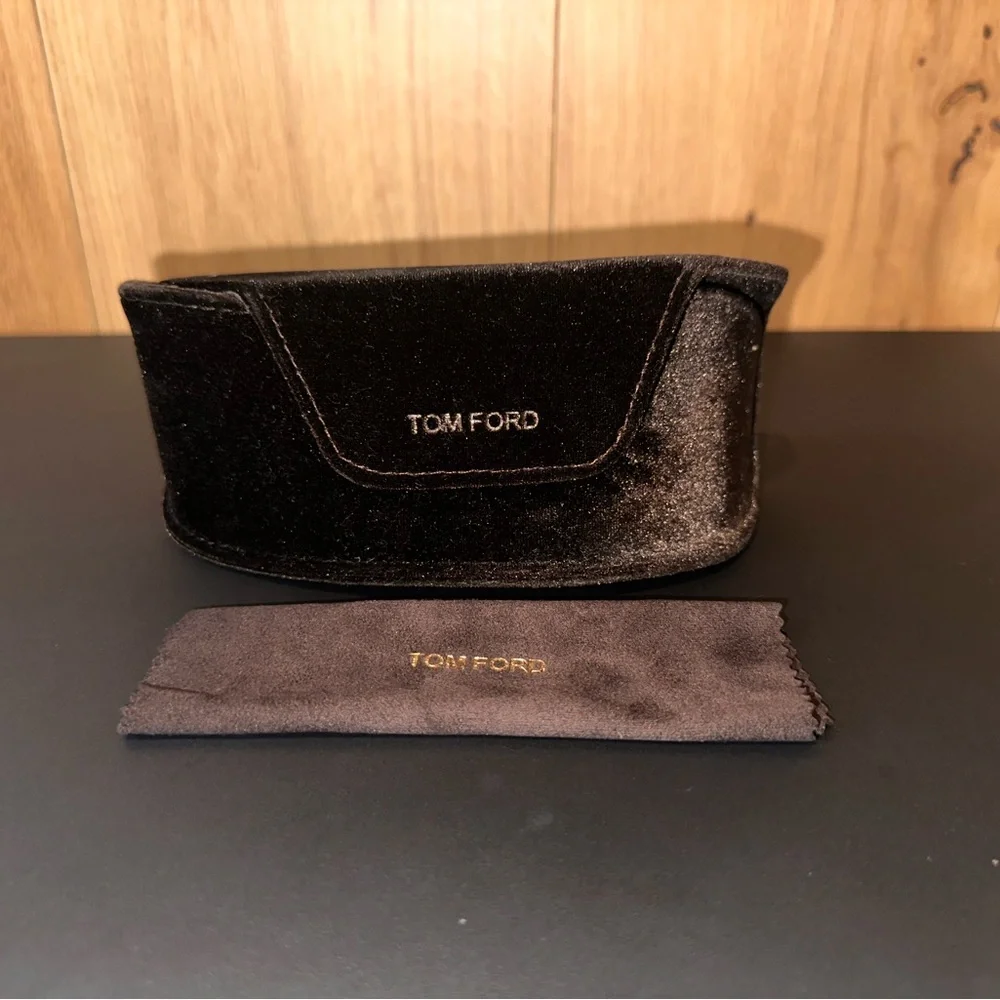 Tom Ford Black Jade TF277 Sunglasses - Picture 5 of 7